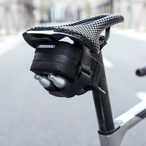 Wasserdichte Fahrradsatteltasche Große Kapazität Fahrrad-Sitzpacktasche Hintere Aufbewahrungstasche für <span class=keywords><strong>MTB</strong></span> Rennrad Radzubehör - Product Image 2