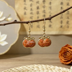Que tous vos vœux soient exaucés, boucles d'oreilles brodées en brocart, nouveau chapeau d'étudiant en tissu rétro chinois avec lune croissante et cadenas de la paix - Product Image 2