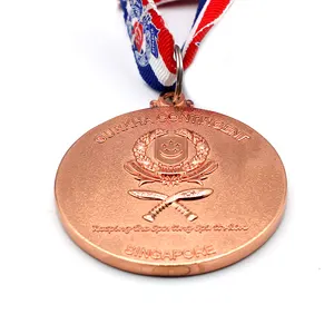 Sıcak özelleştirilmiş ucuz demir madalya madalya paketi hayvan Metal madalyalar kurdele ile