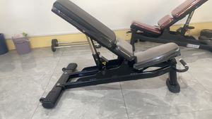 Máquina de Ejercicios de Gimnasio <span class=keywords><strong>para</strong></span> Levantamiento de Pesas Ajustable Premium Umet, Banco de Press de Pecho Inclinado y Declinado - Product Image 2