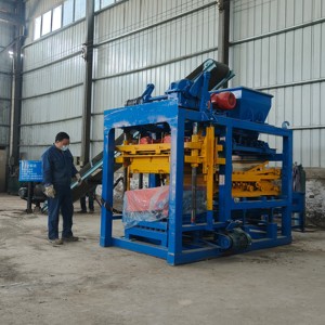 全自動真空押出機中国小型ラテライト粘土粘土レンガ製造機QT4-25 - Product Image 3