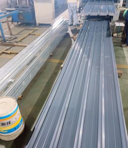 Panneau en acier galvanisé anti-corrosion avec revêtement PU pour chambres froides et entrepôts côtiers modernes et écologiques - Product Image 3