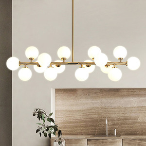Vente en gros de lampes à <span class=keywords><strong>suspension</strong></span> dorées nordiques personnalisables Hauteur réglable Droplights d'intérieur avec lustre globe en verre blanc laiteux - Product Image 6