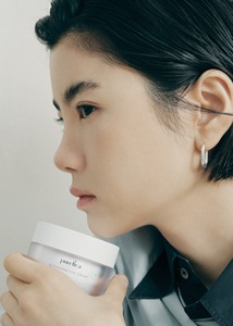 Crème de beauté coréenne hydratante quotidienne avec de l'acide hyaluronique pour une peau douce et une protection barrière - Product Image 2