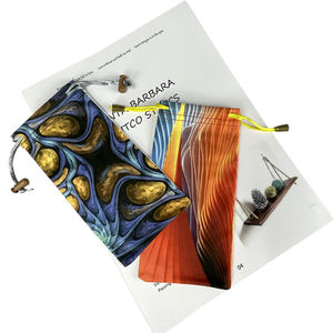 Hochwertige benutzer definierte Logo gedruckt schwarze Brille Tasche Sonnenbrille Staubbeutel Brillen tasche Mikro faser Sonnenbrille Tasche - Product Image 6