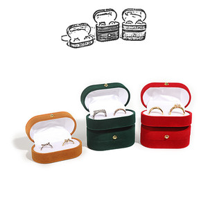 Wholesale Colorful <b>Soft</b> Velvet Jewelry Pendant Necklace Box Packaging Velvet Jewelry <b>Boxes</b> - Product Image 3