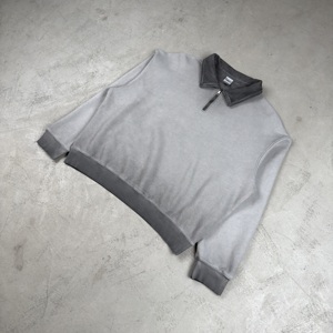 <span class=keywords><strong>Felpa</strong></span> da <span class=keywords><strong>Uomo</strong></span> Polo con <span class=keywords><strong>Mezza</strong></span> <span class=keywords><strong>Zip</strong></span>, Effetto Invecchiato, Grigia, Stile Workwear Urbano, Logo Personalizzato Ricamato, 370gsm in Spugna Francese, Modello Boxy - Product Image 4