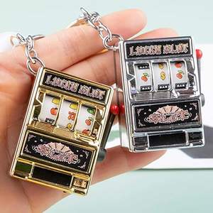 Oferta de uso duradero sin deformación Jackpot Charm colgantes novedad Casino Lovers Mini Casino Slot Machine Keychains Set - Product Image 6