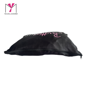 MUYANG Offre Spéciale : Housse de rangement pour perruques et extensions capillaires en satin noir doux, avec fermeture éclair et poignée longue, imprimé numérique - Product Image 6