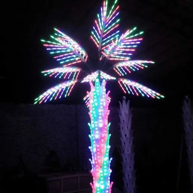 Accendi gli alberi artificiali delle palme con la luce della palma da cocco principale giardino leggero