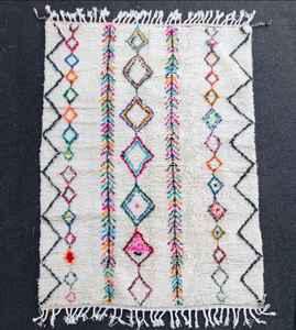 Tapis en laine azilale authentique marocain fait à la main style Beni Ourain personnalisable noué à la main pour la décoration de n'importe quelle pièce - Product Image 4