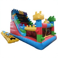 Château gonflable commercial avec toboggan aquatique, très populaire pour le plaisir et le divertissement, avec souffleur - Offre spéciale