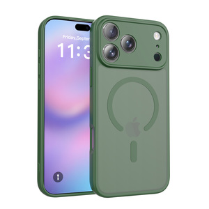 Ốp lưng iPhone 17 Pro Max chất lượng cao, màu xanh lá cây, cảm giác mềm mại, tích hợp vòng từ tính, chống sốc, bảo vệ ống kính. - Product Image 1