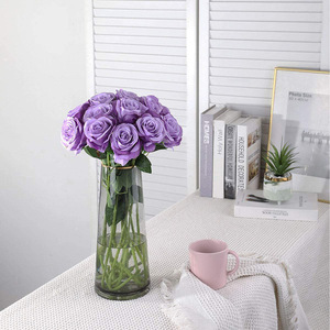 <span class=keywords><strong>ดอกไม้</strong></span>ประดิษฐ์ ดอกกุหลาบแดง ผ้าไหม สำหรับตกแต่งงานแต่งงานและบ้าน <span class=keywords><strong>ราคา</strong></span>โรงงาน S1055 - Product Image 2