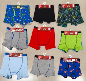 Boxers pour garçons Stockify de qualité supérieure, sous-vêtements en coton, taille enfant 6-7, couleurs mélangées, motifs et styles unis pour un usage quotidien - Product Image 1