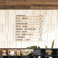 Tablero de menú de madera de pino para colgar en la pared de fábrica, letras intercambiables para cafetería o cafetería, rieles de menú montados en la pared