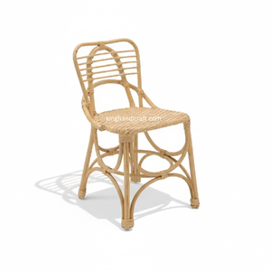 Chaise Enfant Moderne Faite Main en Rotin Personnalisée, Sûre pour Événements Hôteliers, Siège Léger en Osier pour Enfants pour Fêtes d'Anniversaire - Product Image 1