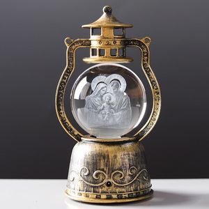Lámpara de Noche de Bola de Cristal 3D con Diseño de Caballo, Lámpara de Escritorio Retro, Adorno Decorativo Navideño Personalizado con Luz de Vela Electrónica Pequeña - Product Image 1