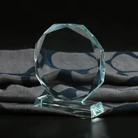Ucuz toptan k9 boş kristal cam kupa lazer gravür veya UV baskı resim cam fotoğraf çerçevesi kristal kupa ödülü