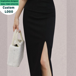 Nouvelle Robe Élégante et Féminine à Col Carré Asymétrique, Coupe Ajustée, Collection Automne 2025 – Design Original et Tendance - Product Image 6