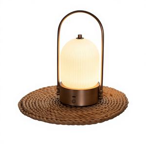 Lámpara de Mesa Recargable Aisilan Serie Austri con Asa, Lámpara de Escritorio Portátil con Atenuación Táctil Inteligente - Product Image 6