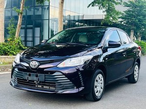 <span class=keywords><strong>Toyota</strong></span> Vitz Sedán 2017 Usado, Automático, <span class=keywords><strong>Gasolina</strong></span>, Volante a la Izquierda, R15, Asientos Oscuros, Emisión Euro V, 4 Airbags, Cámara, Listo para Usar - Product Image 1
