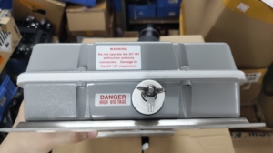 ICOM AT-141 จูนเนอร์เสาอากาศอัตโนมัติอุปกรณ์เสริมเครื่องส่งรับวิทยุสีดำสำหรับการสื่อสารทางวิทยุสำหรับ IC-M804 - Product Image 5