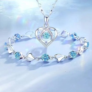Nuovo Set di <span class=keywords><strong>Collana</strong></span> e Bracciale con Ciondolo in Cristallo Blu, Bracciale a <span class=keywords><strong>Cuore</strong></span> in Stile Coreano, Gioielli alla Moda, Regalo all'Ingrosso - Product Image 1