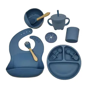 Venda quente de fábrica tigela de silicone para bebês, utensílios de mesa com colher, conjunto de alimentação de bebês de silicone de qualidade alimentar, utensílios domésticos