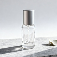 Flacon de parfum vide de 10 ml en verre sodocalcique, contenant cylindrique avec bouchon à vis et fermeture à baïonnette, pulvérisateur de laboratoire style Q