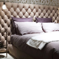 Neues Zeitgenössisches Design Hochwertiges Luxus-Holz-Stoff-Doppelbett Super-King-Size-Bettgestell für Villa und Krankenhaus