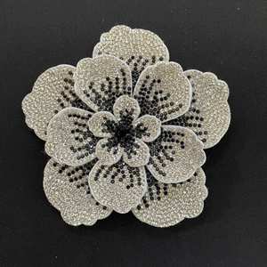 2026年激安セール ガラスラインストーン 3D立体フラワー 衣類パッチ 靴 バッグ 衣類DIYアクセサリー フラワー - Product Image 4