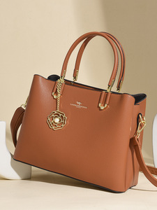 Fashion New Designer Crossbody Bags High Quality PU <b>Leather</b> Shoulder Messenger Bag Casual Totes Luxury Women Handbags and <b>Purses</b> - Product Image 2