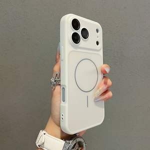 <span class=keywords><strong>Coque</strong></span> de protection magnétique antichoc mate à couverture intégrale style Ins pour <span class=keywords><strong>iPhone</strong></span> 15 Pro Max et 16, transformant instantanément votre appareil - Product Image 6