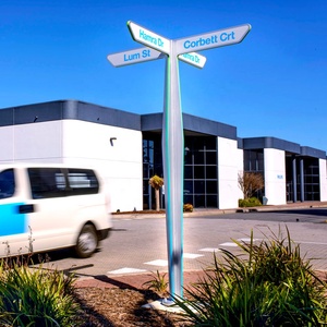 Segnaletica per Stazioni <span class=keywords><strong>di</strong></span> Servizio: Doccia d'Emergenza, Simbolo <span class=keywords><strong>di</strong></span> Ricarica, Lavaggio Occhi, Benzina, Carburante, Incendio, Treno, Stazione <span class=keywords><strong>di</strong></span> Rifornimento - Product Image 4