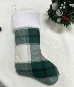 Chaussettes <span class=keywords><strong>de</strong></span> Noël brodées vintage à carreaux en velours peluche pour enfants, chaussettes <span class=keywords><strong>de</strong></span> Noël en velours à motif buffle - Product Image 6