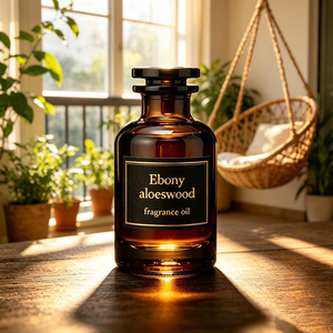 Olio Profumato all'Oud Eco-Friendly all'Ingrosso, Fragranza Legnosa Intensa e Duratura, per la Creazione di Profumi e Colonie OEM per Uomo - Product Image 3