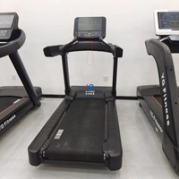 YG FITNESS YG-T018 Tapis roulant commercial motorisé avec console de commande, machine de course électrique haute puissance pour usage intérieur