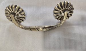 H031 <span class=keywords><strong>Aneta</strong></span> Poignées métalliques pour cercueil, design antique, accessoires pour cercueil - Product Image 4