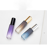 5ml 8ml 10ml bouteille de gradient de parfum carré cosmétique avec pompe vaporisateur or/argent/noir couvercle bouteille de pulvérisation en verre pour parfum