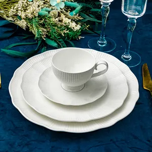 P&T Ware European dinnerware set white table ware bone china dinner ware for sale