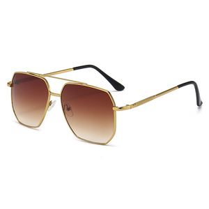Lunettes de soleil à double faisceau à la mode miroir de <span class=keywords><strong>crapaud</strong></span> rétro pour hommes lunettes de soleil de conduite décontractée pour la pêche - Product Image 4