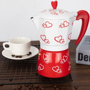 <span class=keywords><strong>Cafetera</strong></span> Moka de Aluminio con Diseño de Corazón Personalizado, <span class=keywords><strong>Cafetera</strong></span> <span class=keywords><strong>Italiana</strong></span> Clásica para Estufa de <span class=keywords><strong>3</strong></span>/6/9 <span class=keywords><strong>Tazas</strong></span>, Venta Directa de Fábrica al por Mayor - Product Image 1