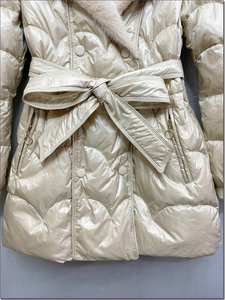TISSU DE MANTEAU EN DUVET Personnalisé 100% POLYESTER COL RENARD et VISON Veste rembourrée en duvet Veste en plumes Veste en duvet Veste en fourrure - Product Image 4