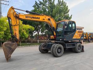 Pelle pelleteuse multifonction sur chenilles originale de la Corée Hyundai 150WVS Hyundai 305LC 335 haute efficacité en bon état en vente - Product Image 6