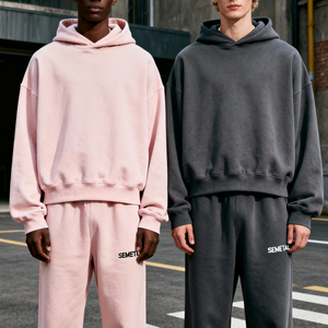 Ensemble de survêtement en coton épais et ample pour homme, avec pantalon à jambes larges et sweat à capuche, personnalisable, pour la vente en gros - Product Image 2