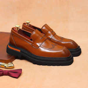 รองเท้าหนังแท้แบบสวม ระบายอากาศได้ดี น้ำหนักเบา สไตล์วินเทจ แกะสลักลายอิฐ สำหรับผู้ชาย แนวเรโทรลำลอง สำหรับฤดูใบไม้ร่วง ขายส่ง - Product Image 2