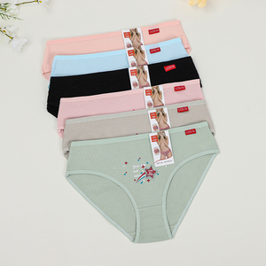 UOKIN-Bragas de algodón para mujer, <span class=keywords><strong>ropa</strong></span> <span class=keywords><strong>interior</strong></span> de algodón acanalado ajustado para <span class=keywords><strong>chicas</strong></span> maduras, color sólido con estampado de estrellas de cinco puntas, venta al por mayor - Product Image 1