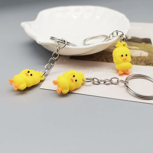 Llaveros de Pato Amarillo de Dibujos Animados, Lindos Llaveros de Animales con Picos y Patas Naranjas, Perfectos para Mochilas, Bolsos y Monederos - Product Image 3