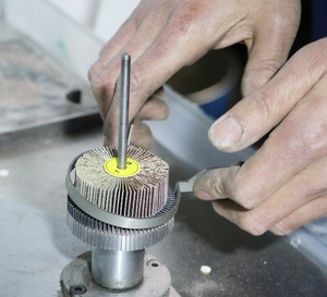 Ce chứng nhận gắn Flap bánh xe máy làm trục Flap bánh xe máy trục bánh xe máy móc - Product Image 4